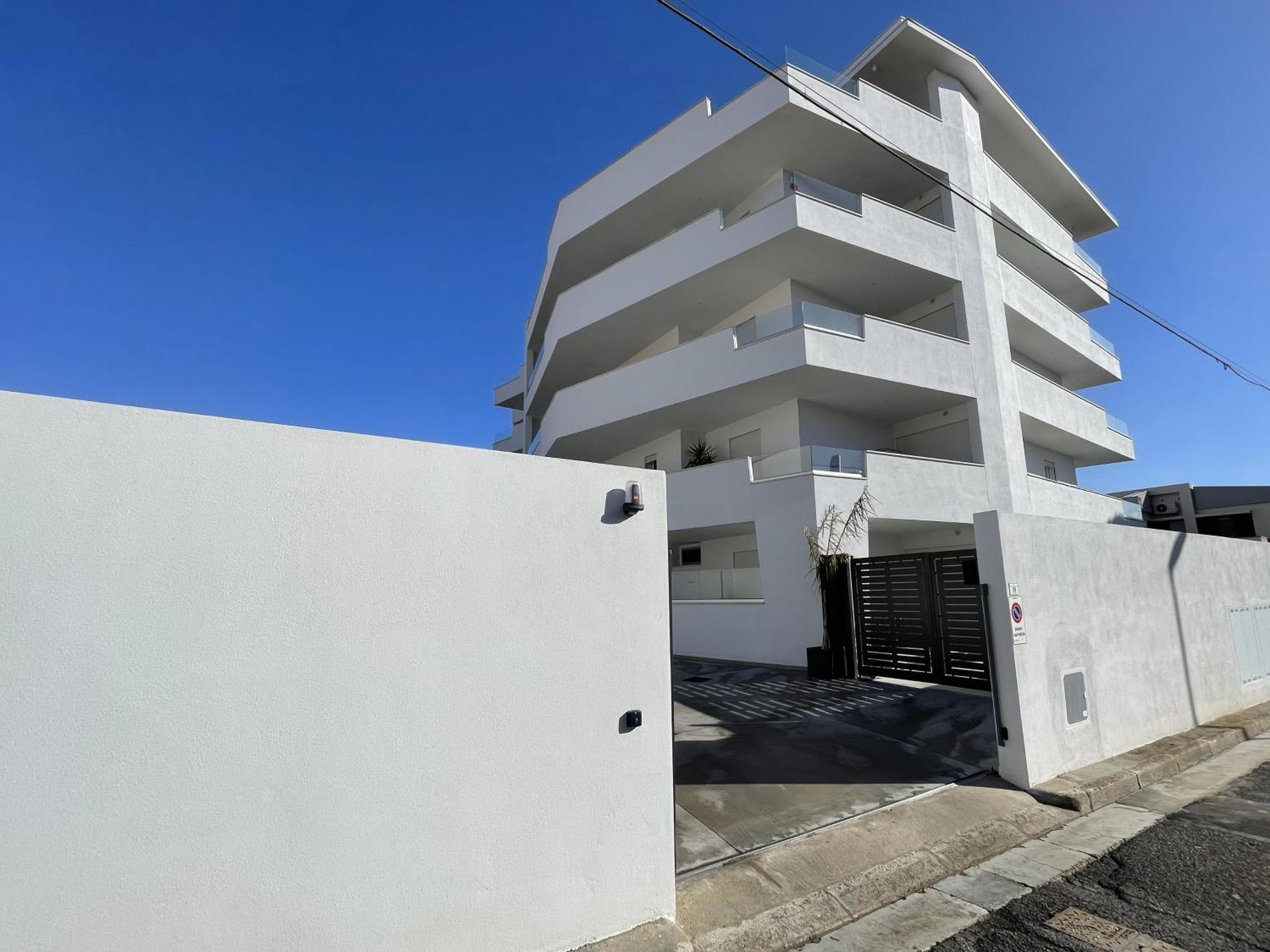Mari'Entu Apartment Quartu SantʼElena Exterior foto
